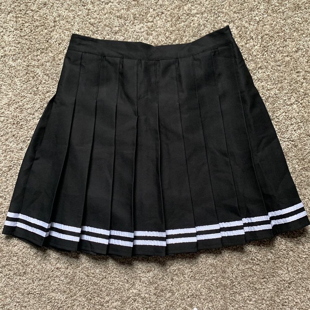 High-waisted Pleated Skirt